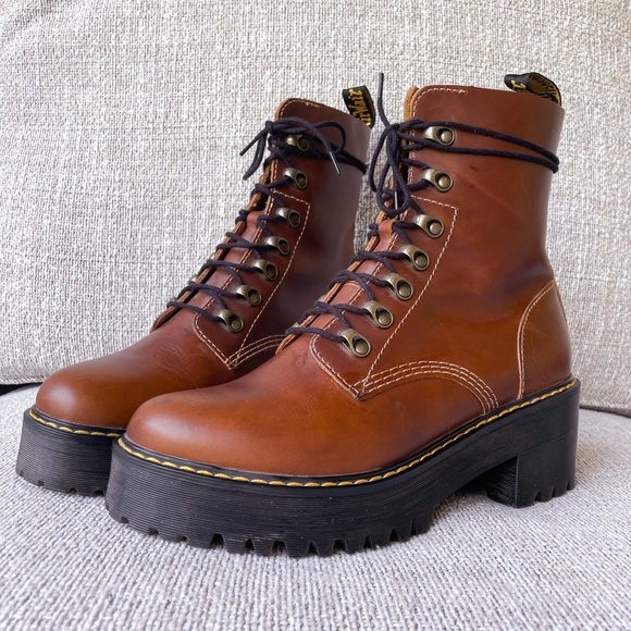 Dr Martens Butterscotch Leona Orleans 
